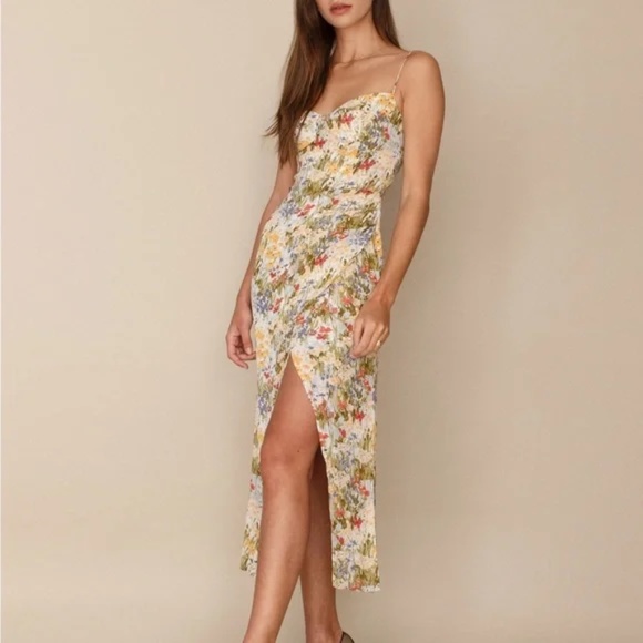 Reformation Dresses & Skirts - Reformation Kourtney Dress Countryside Midi Slit - Size 2